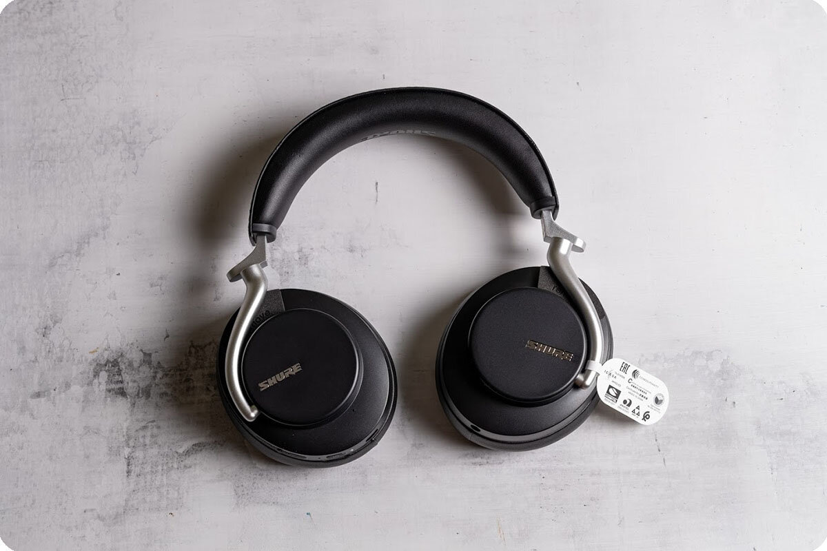 Посадка у Shure Aonic 50 очень комфортная