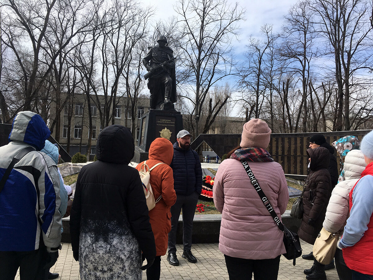 Черкесск, Парк Победы, Мемориал героям КЧР. \\ 20.03.21
