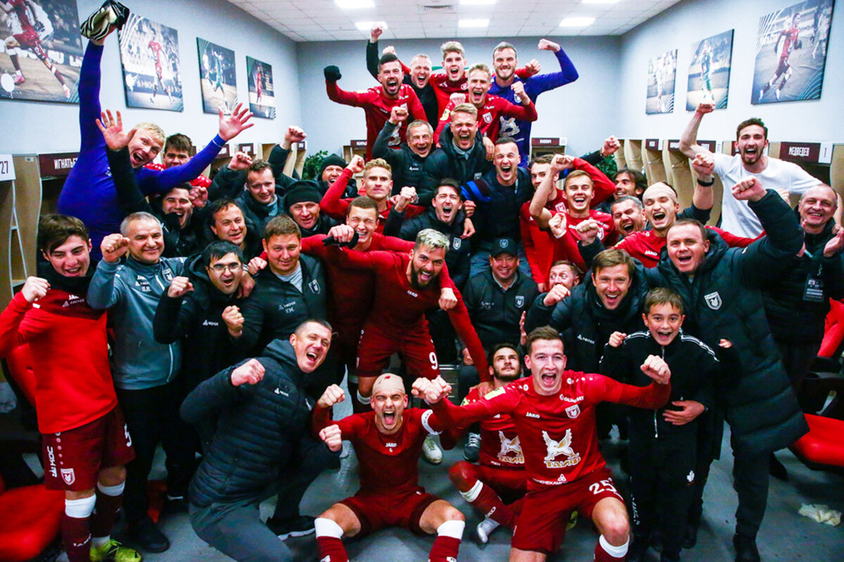 ...их радость понятна.