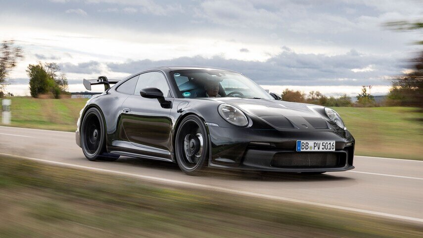 Непосредственно Porsche 911 GT3 2022 года