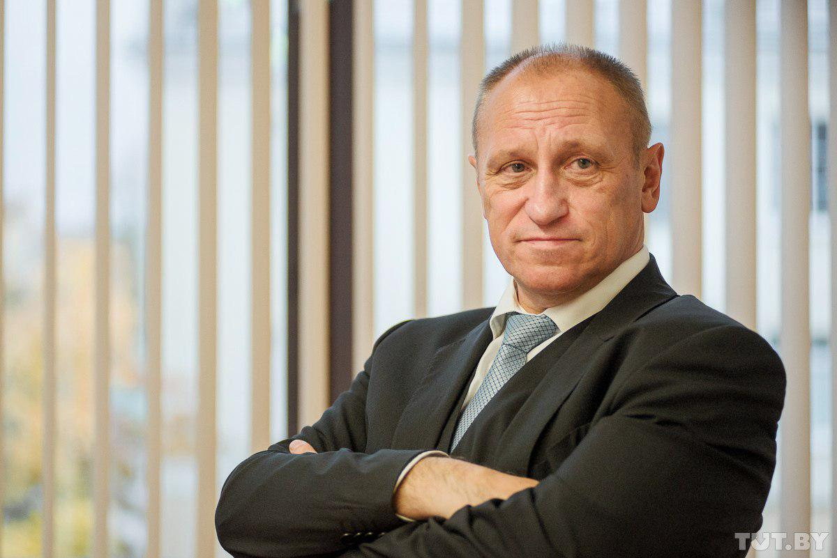 Декан факультета мгу