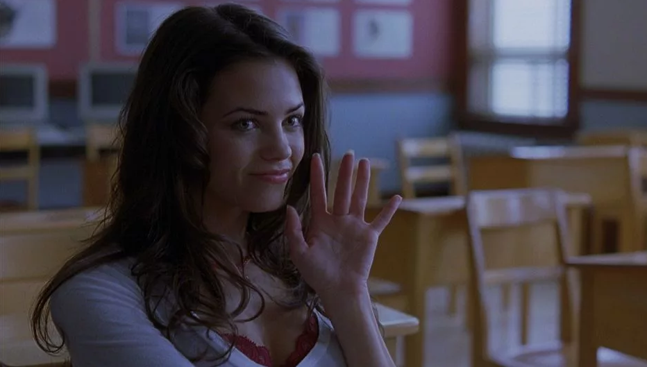 Дженна в фильме "Несущая смерть".