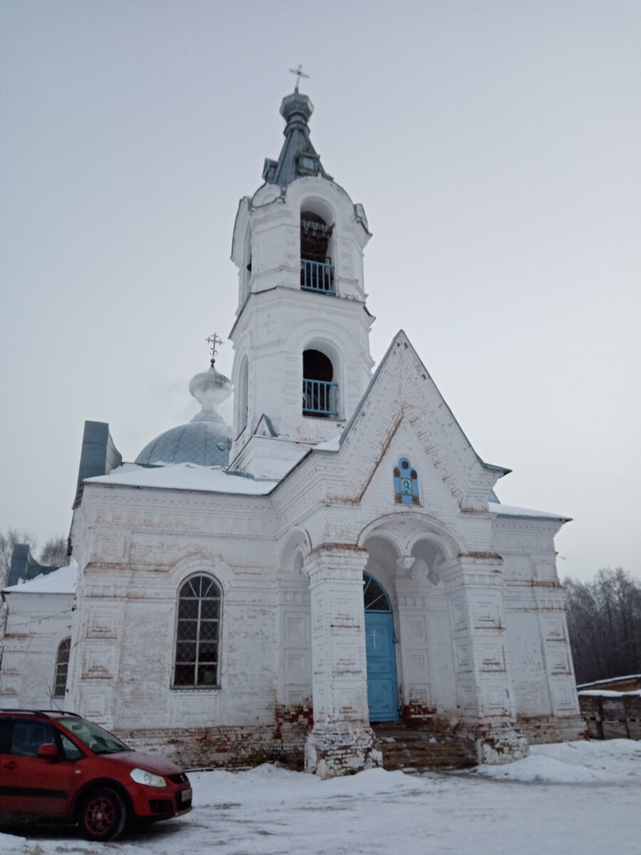 Один из храмов, где пела. 