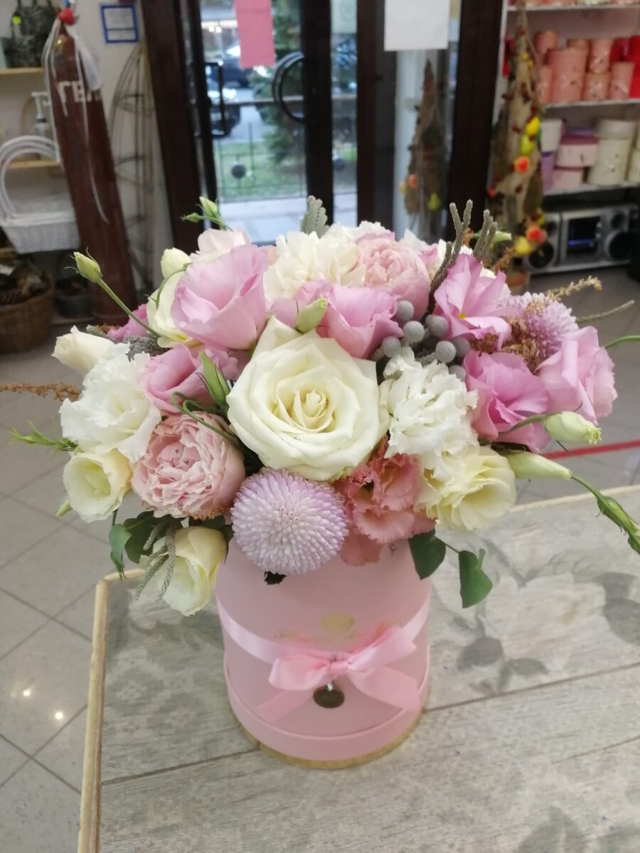 Цветы в коробке-купить, заказать с доставкой в Волгограде, Волжский, Москва 