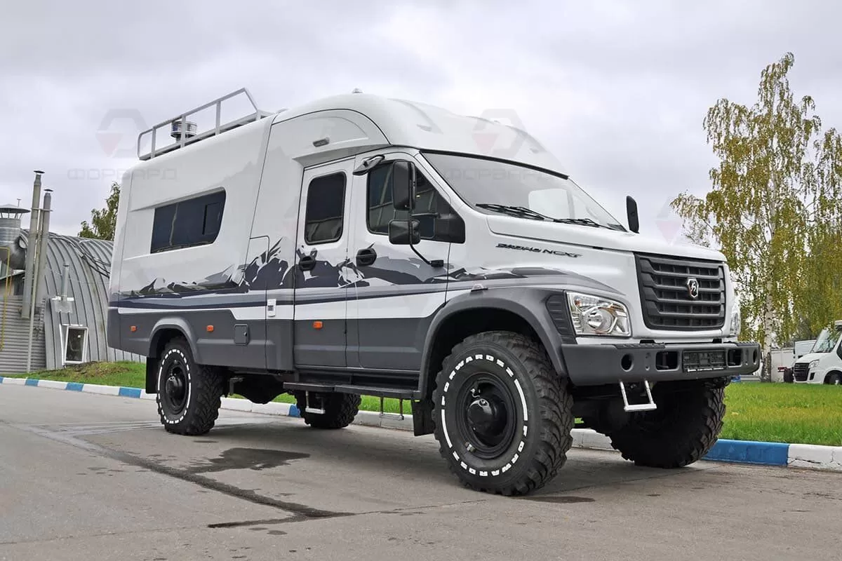 Заправляй печку, накрывай на стол, в гости идем