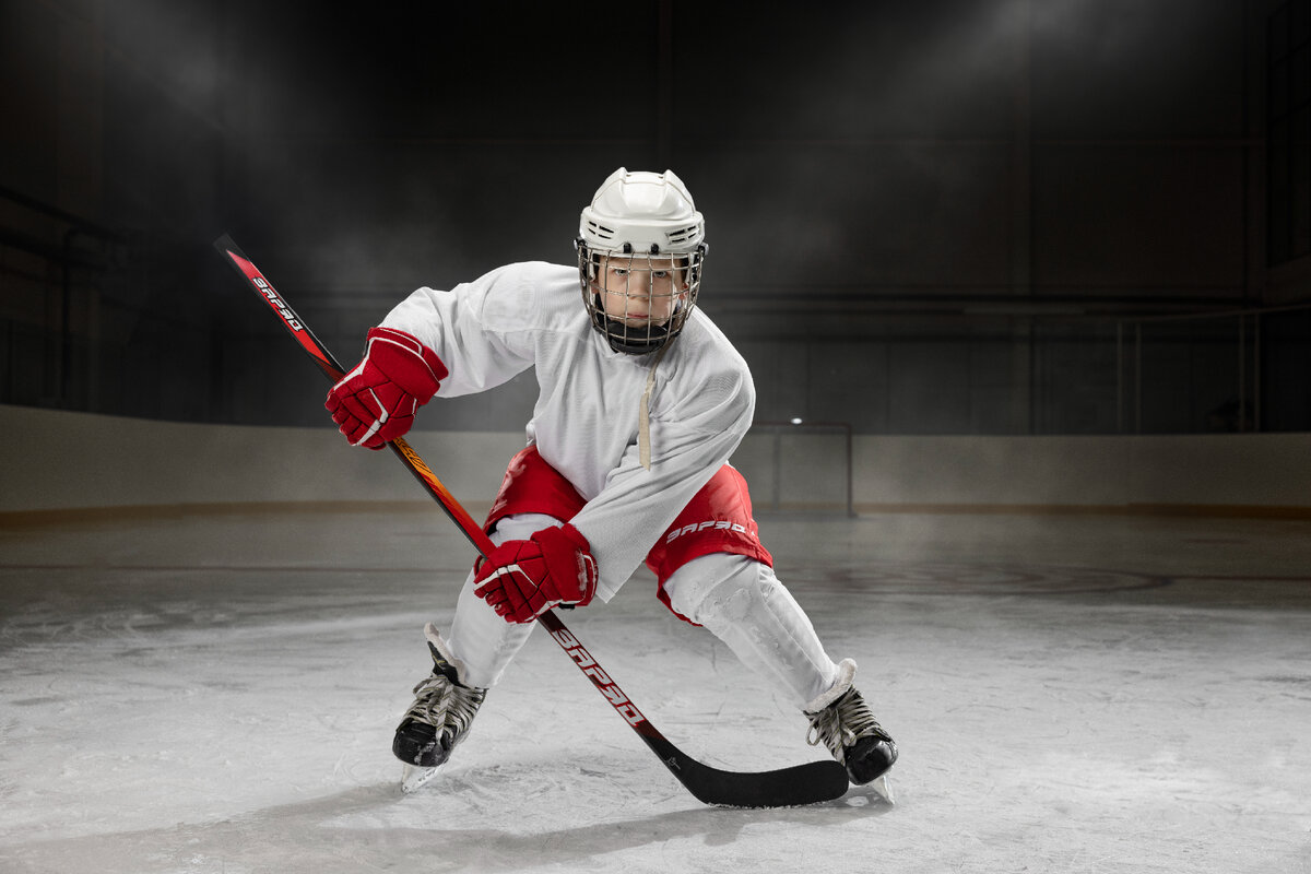 Как выбрать хоккейную клюшку для ребенка? На что обратить внимание