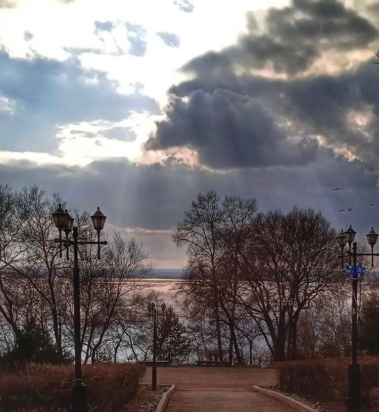 "Серебряные нити"