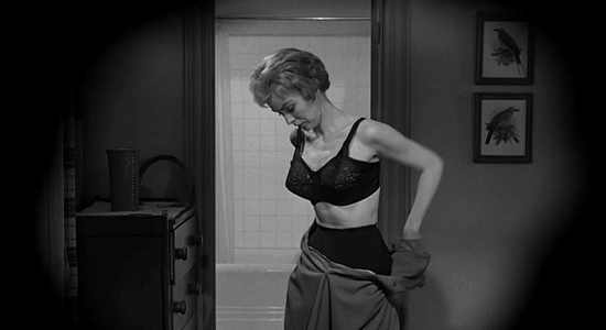 Фрагмент из фильма Альфреда Хичкока «Психо»