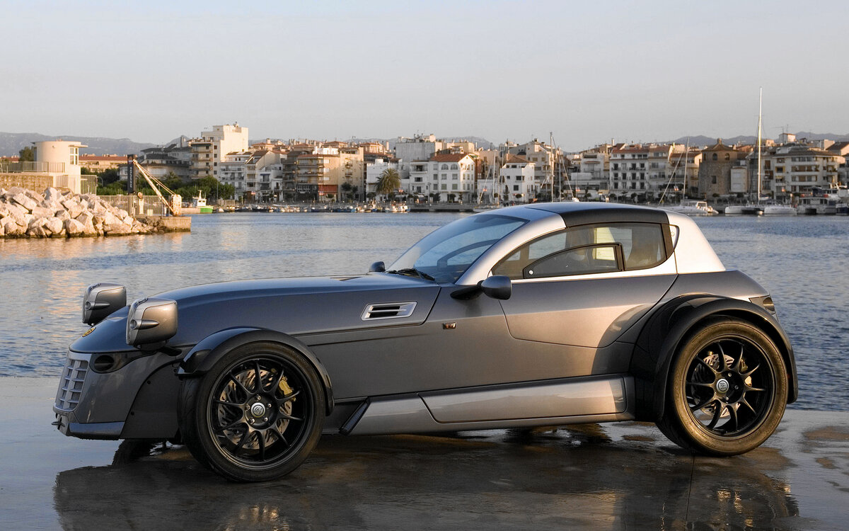 Основание компании