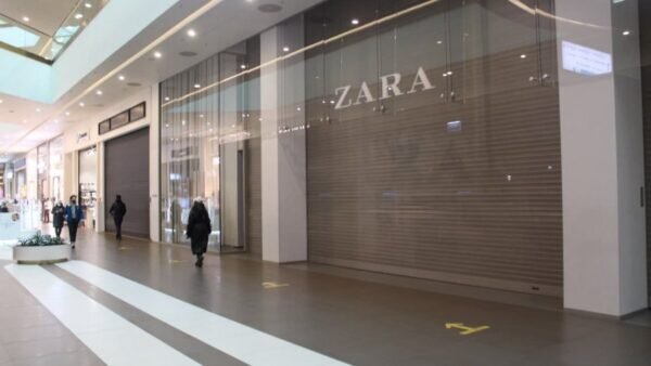 Магазины Zara в ТЦ закрыты с марта 2022 года