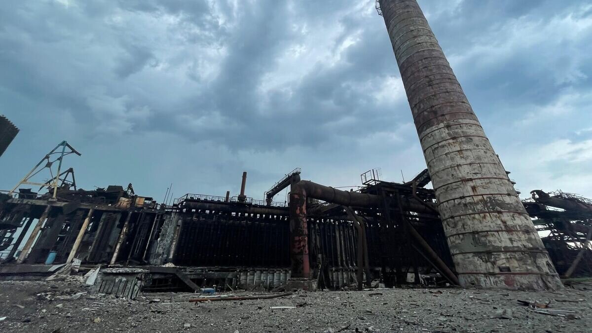    Металлургический комбинат "Азовсталь" после освобождения союзными войсками армий России и ДНР© РИА Новости / Андрей Коц
