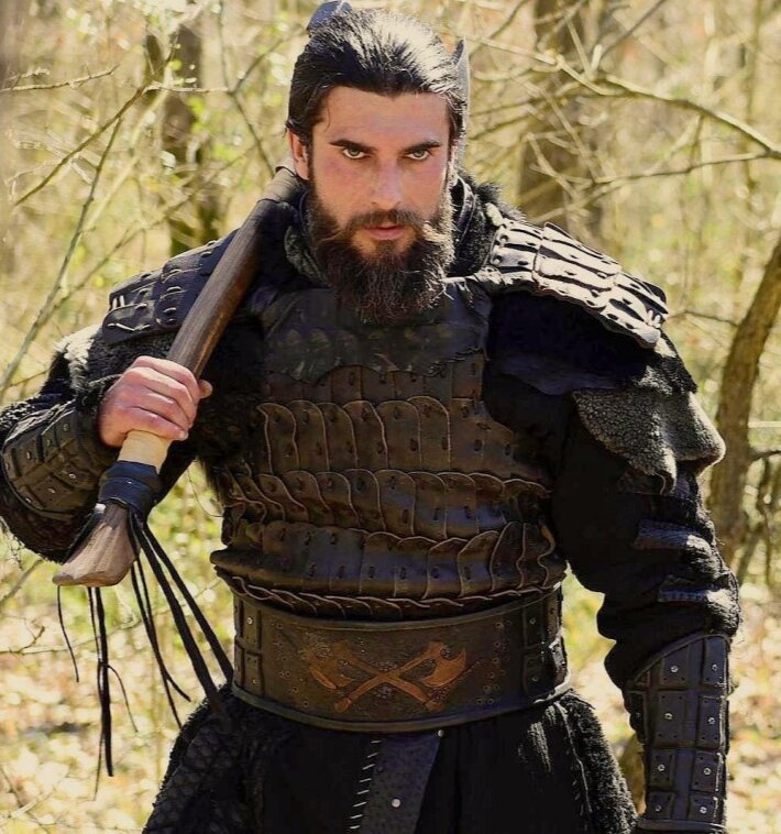Тургут Альп. Кадры из сериала Воскресший Эртугрул 