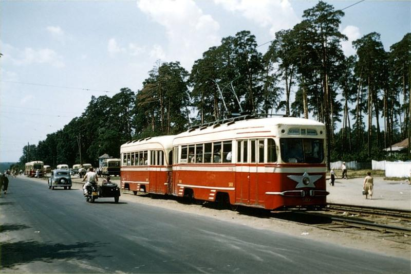 Источник https://myhistory.mirtesen.ru/blog/43145015027/Kiev-1940---80-h-godov