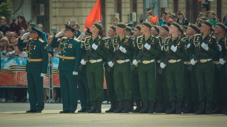    В России могут принять поправки в закон «О воинской обязанности и военной службе». Изменения коснутся необходимости приходить призывникам без получения повестки.
