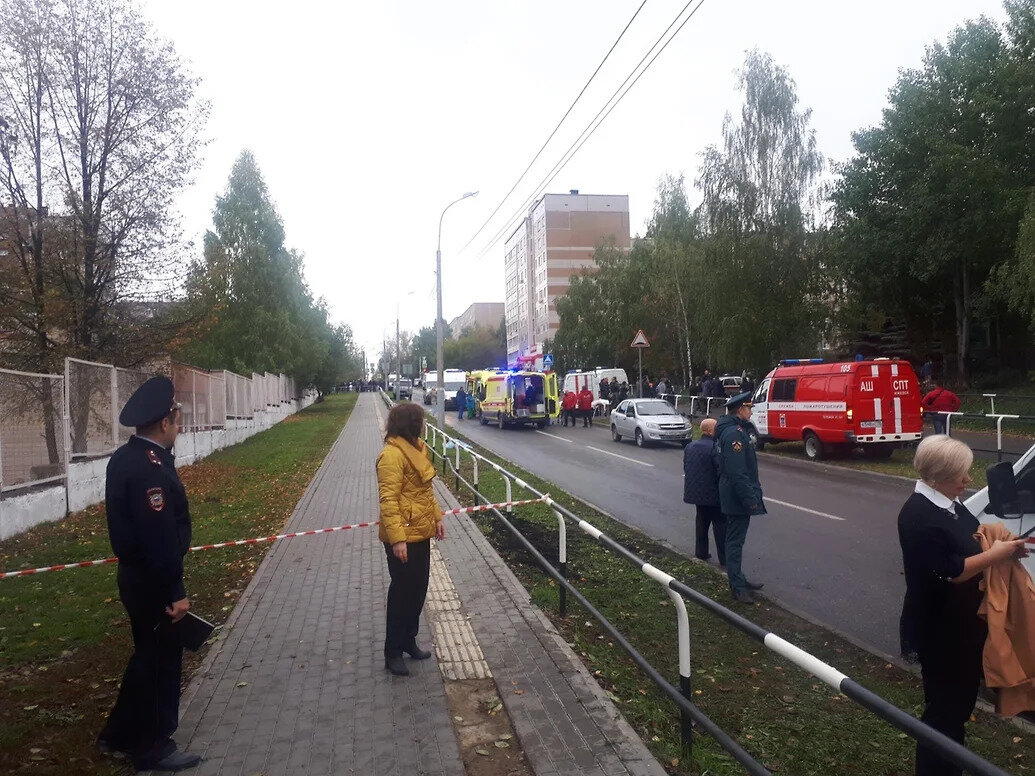 Число раненных при стрельбе в ижевской школе насчитывает уже 23 человека