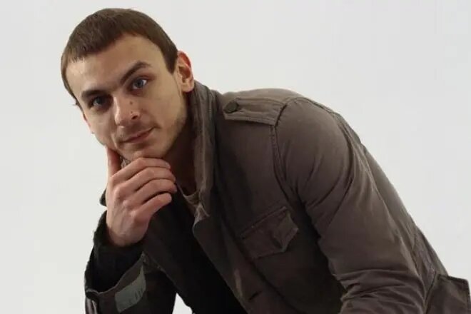 Актер Александр Лымарев