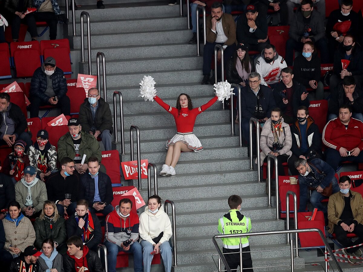 Болельщики ХК "Авангард". Источник: сайт клуба