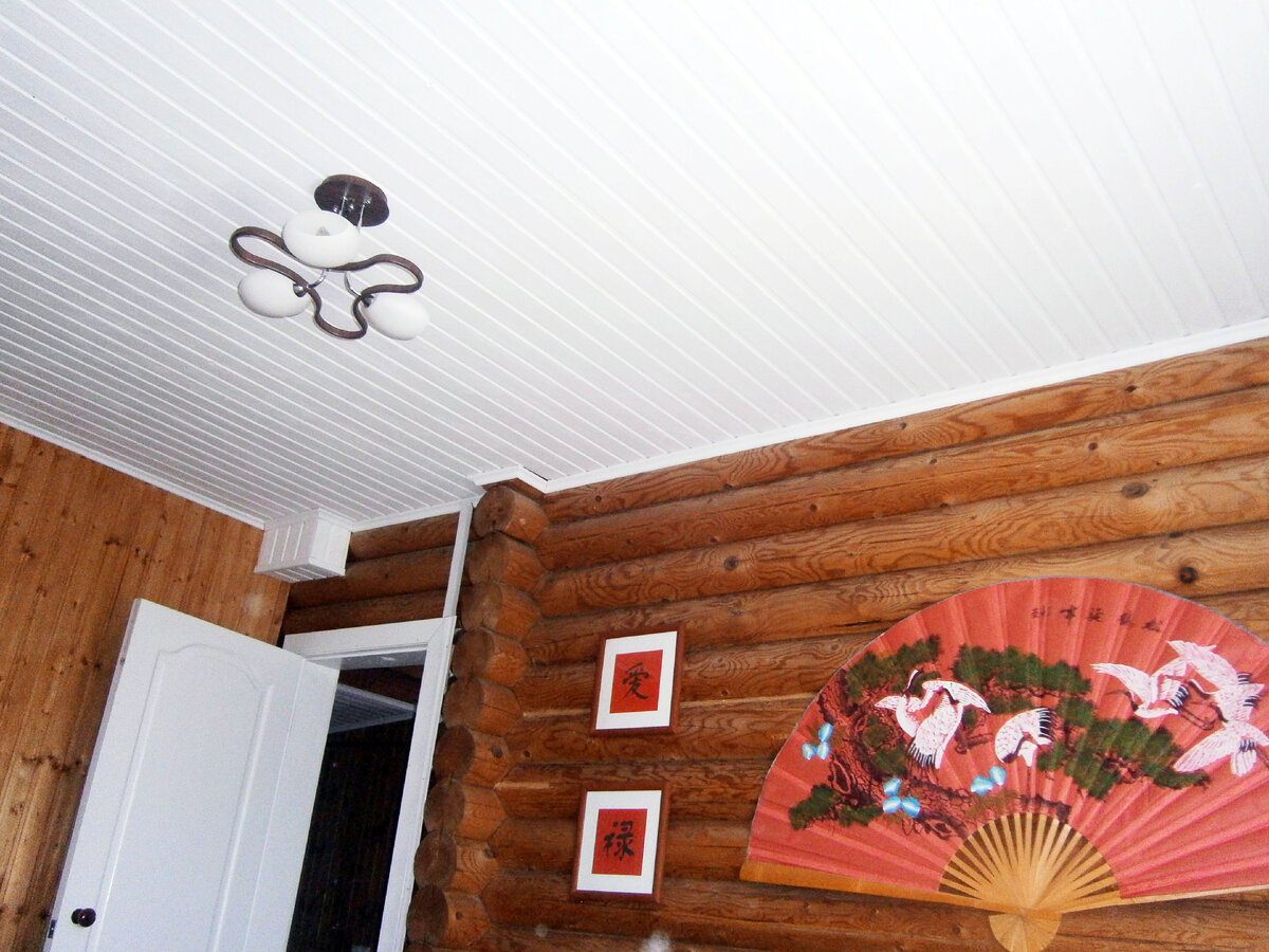 Моя спальня на втором этаже.