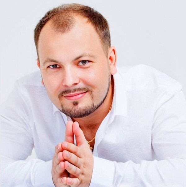 От этого исполнителя исходит доброта и искренность. Фото Яндекс.Картинки.