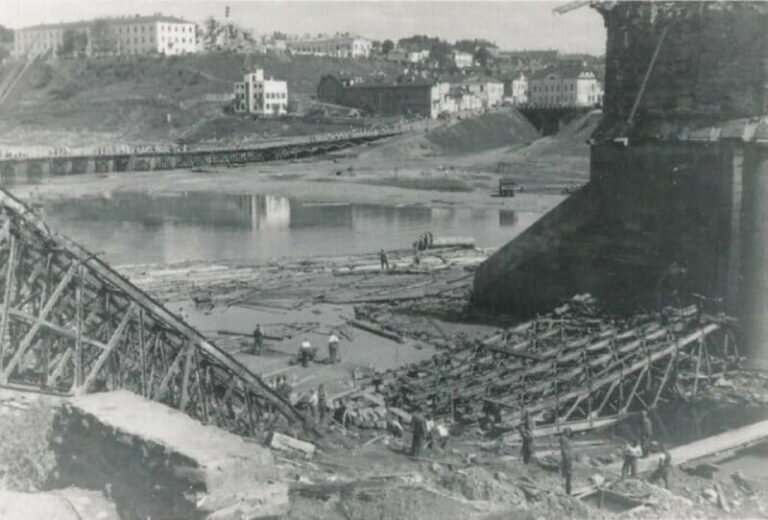 Двинский мост в Витебске. 1941 год. Фото из архива Виктора Борисенкова