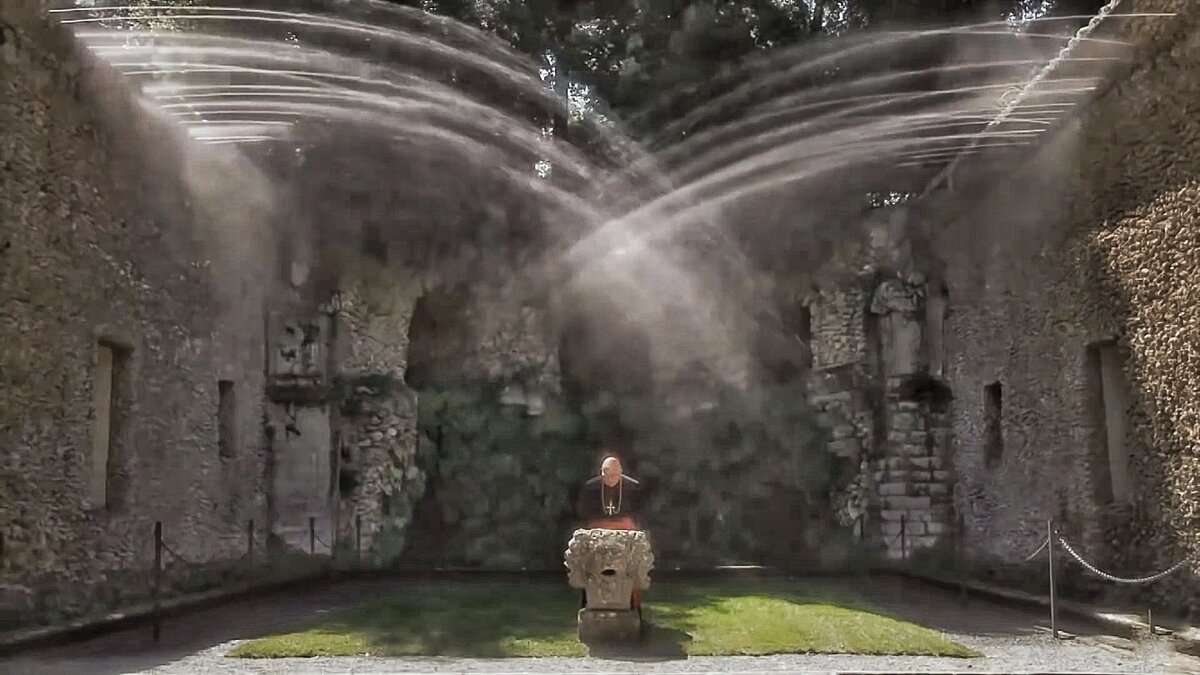 кадр из сериала "Молодой Папа"