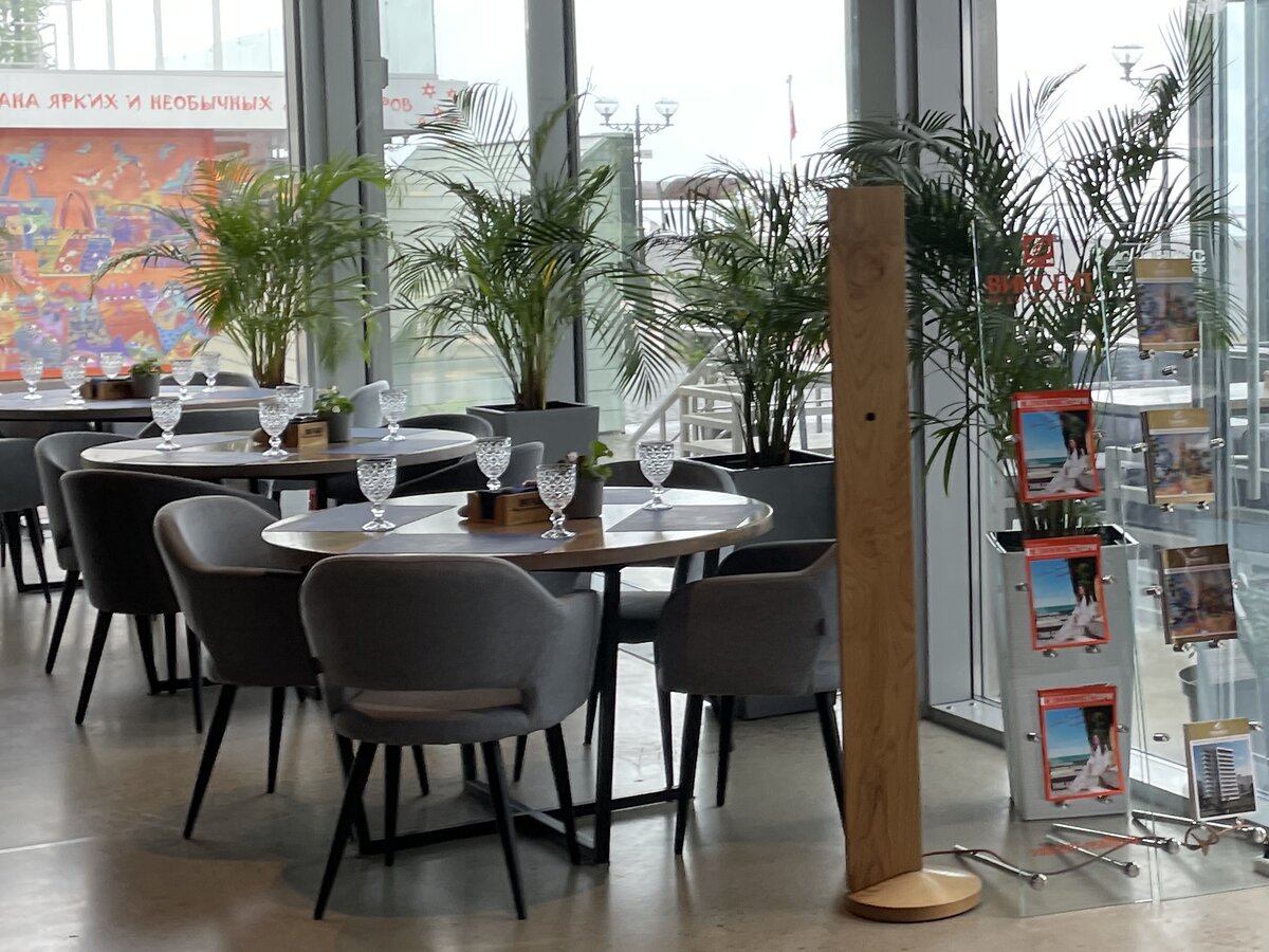 Попросила мужа сводить меня в рыбный ресторан на море. Сколько стоит ...