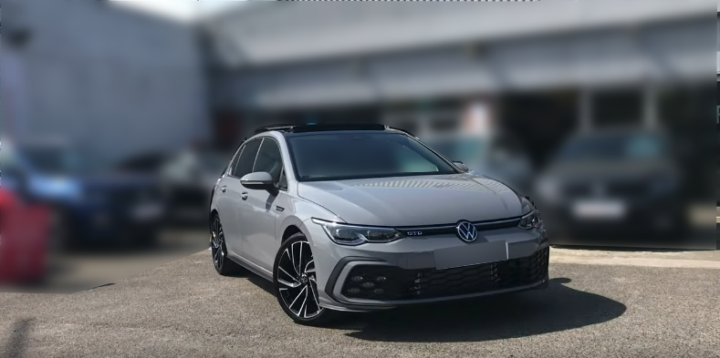 Передняя часть кузова, вид слева.