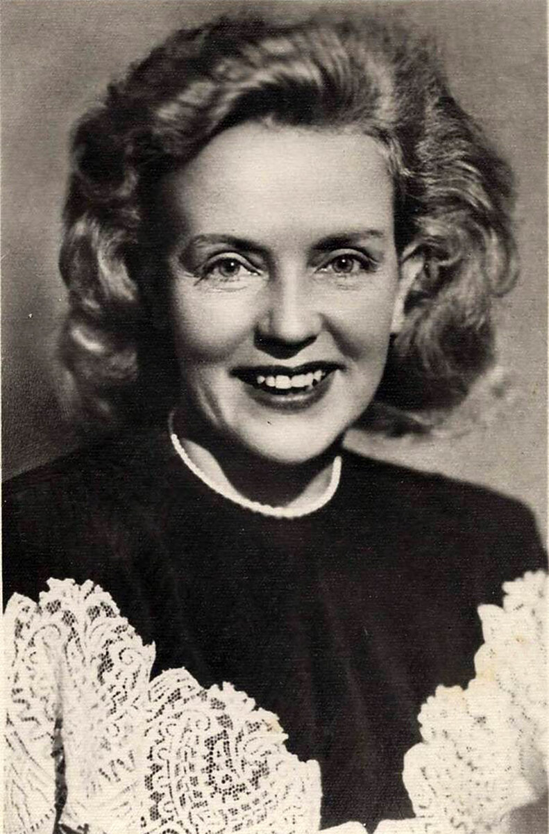 Марина Ладынина