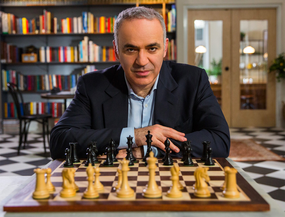 Каспаров экстремист. Гарий Каспаров шахматист.