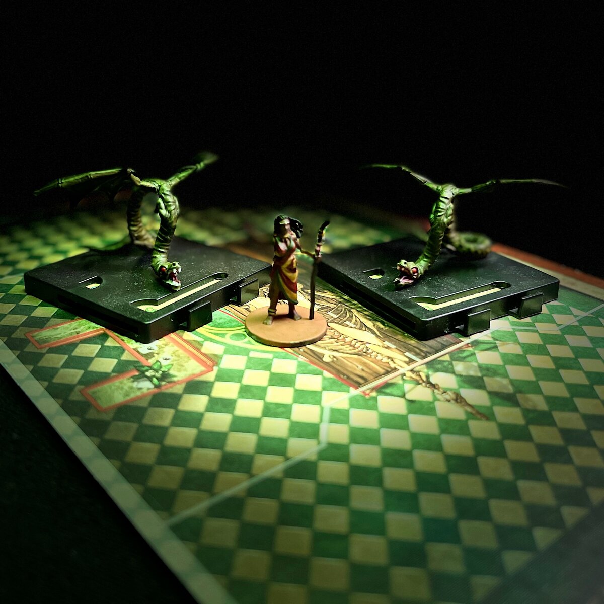 особняки безумия улицы аркхема миниатюры. особняки безумия головоломка. настольная игра особняки безумия вторая редакция. особняки безумия головоломка. особняки безумия настольная игра.