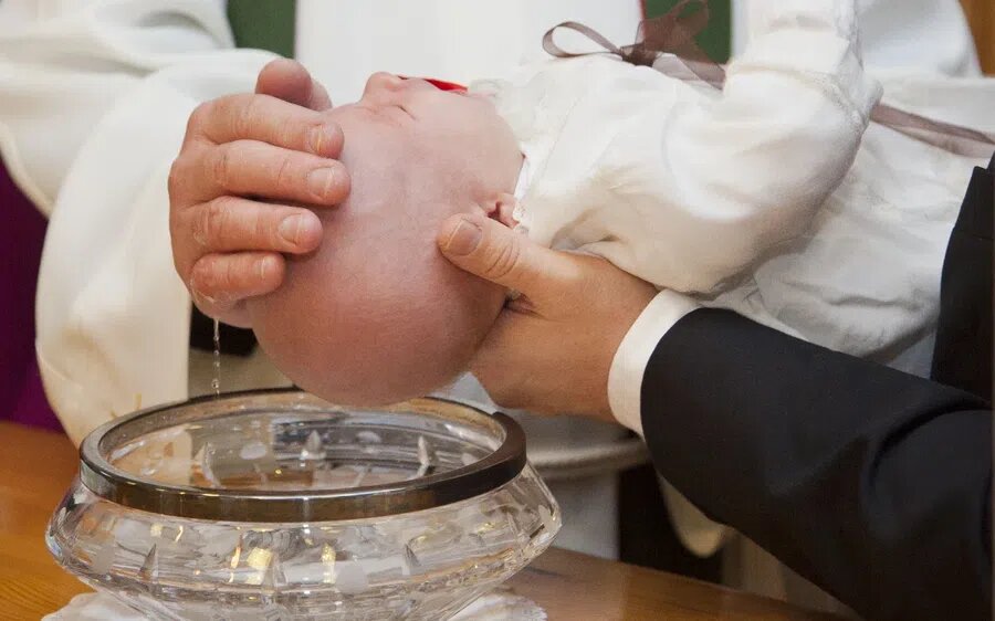 Человек может обладать при жизни двумя именами. Фото: Pxfuel.com