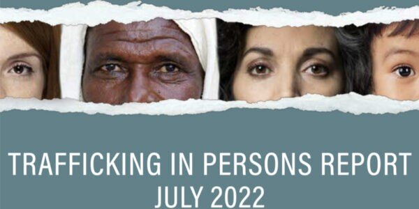 В  отчёте о торговле людьми за 2022 год подчёркивается серьёзность  торговли людьми в Камбодже и упоминаются препятствия, с которыми  сталкиваются некоммерческие организации при попытках спасения. (Photo by  The U.S. Embassy)