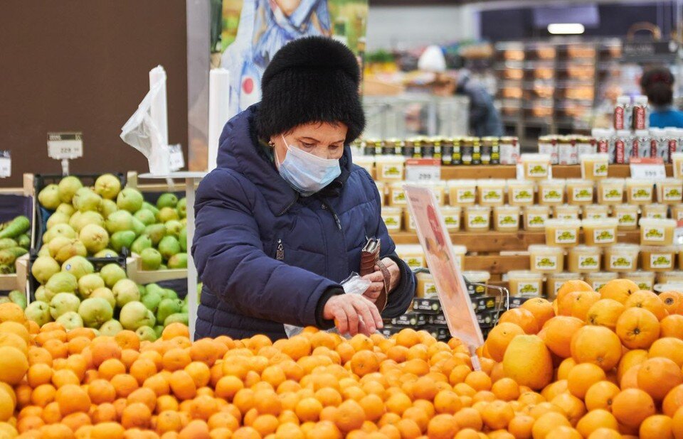     Цены и ассортимент на полках магазинов волнуют как обычных покупателей, так и Комитет госконтроля Беларуси. Николай ОБЕРЕМЧЕНКО