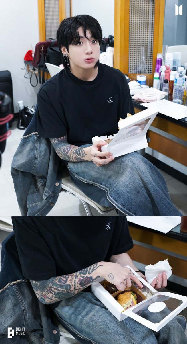 Jungkook day. Чимин 2022. Чон чонгук 2023 фото. Фотосессия чонгука 2022. Чон чонгук 2022.