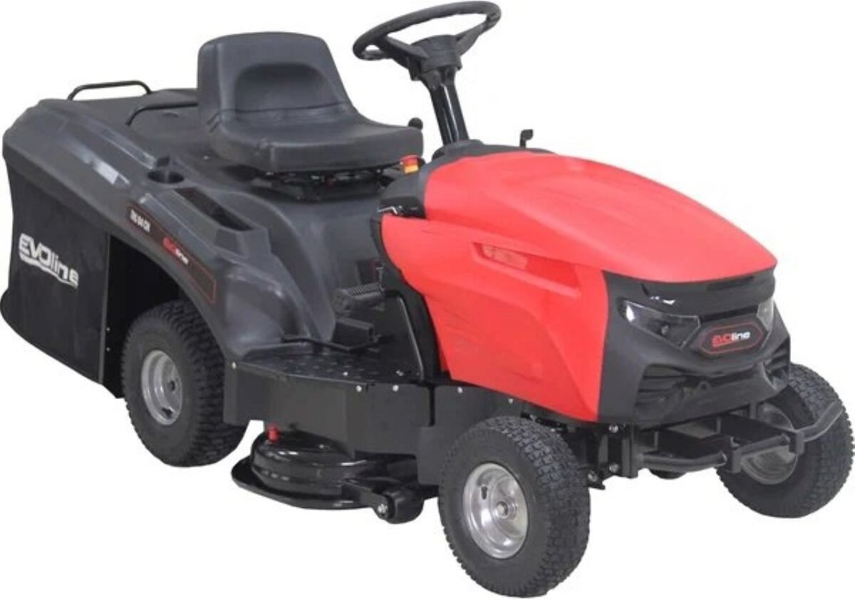    В спортивной школе Курска №4 появился садовый трактор "Evoline"