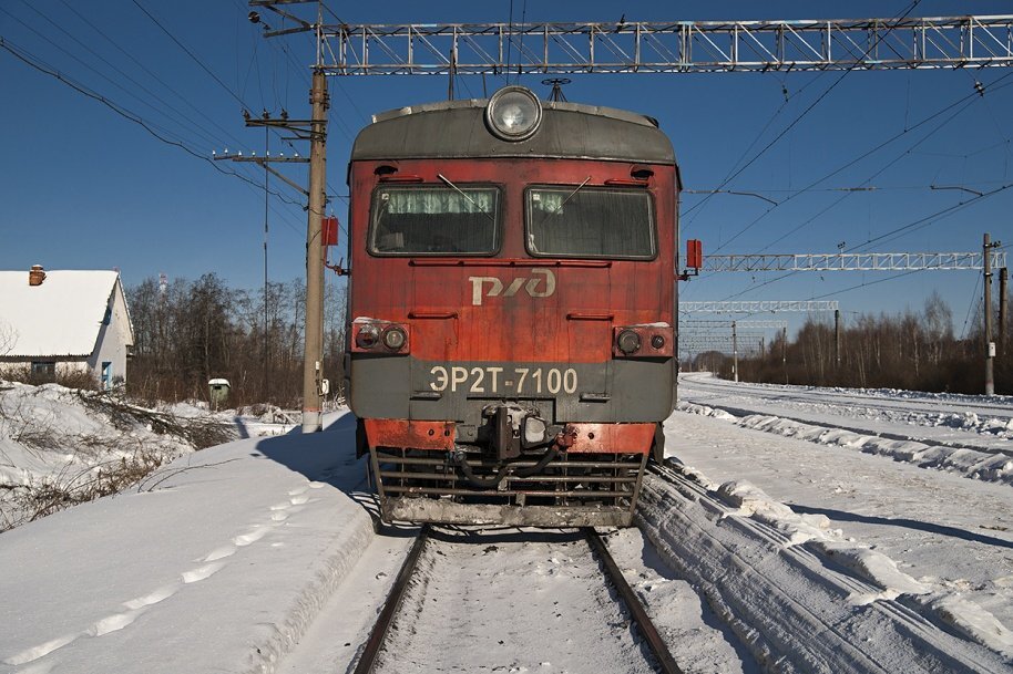 Электричка на БМО.