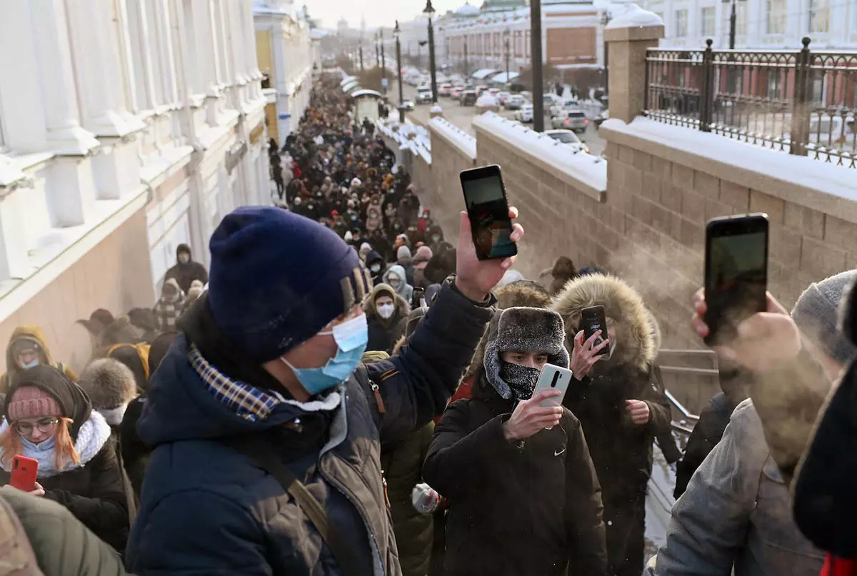 Митинг сколько людей вышло