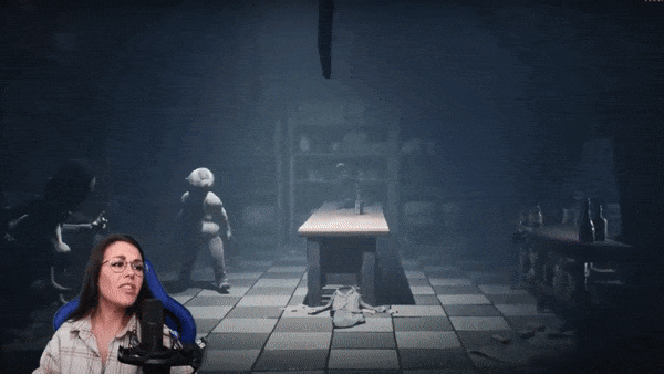 Успел, маленький, заскочить в телек.