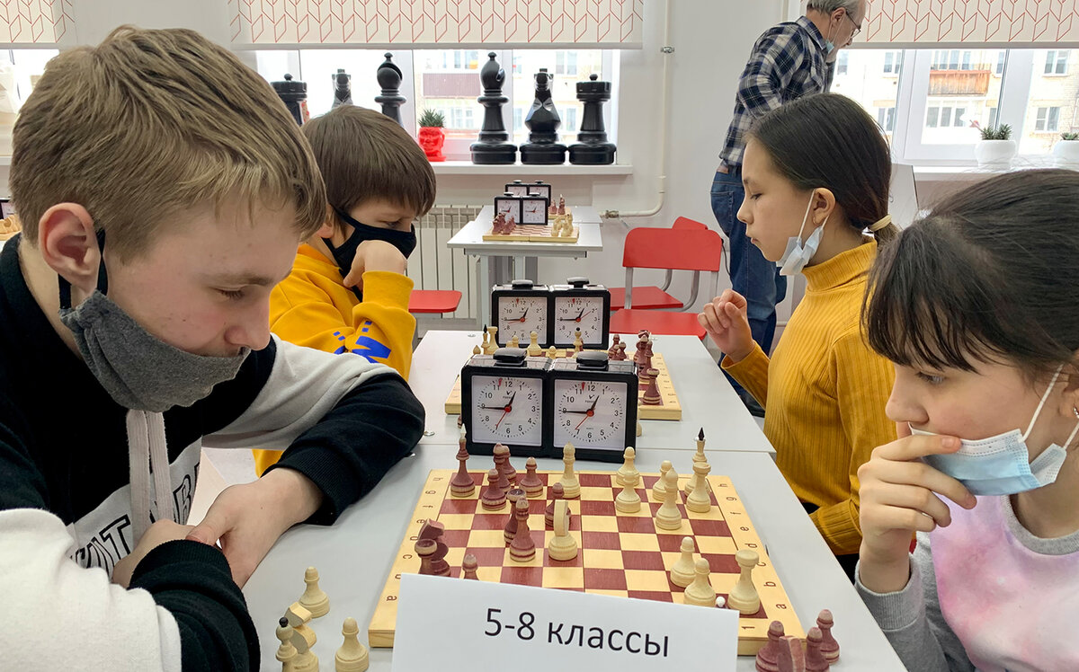 Игра в шахматы