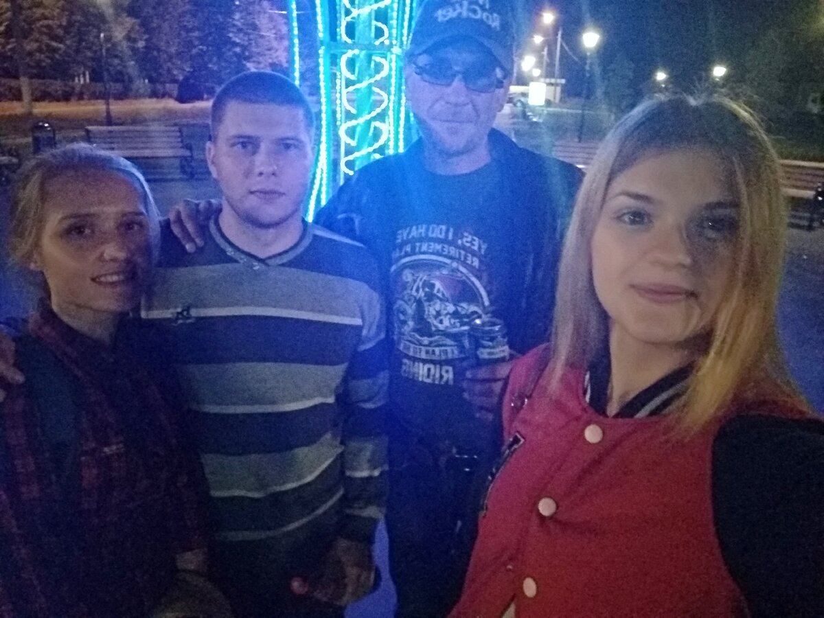 Это наша бригада на определённой машине