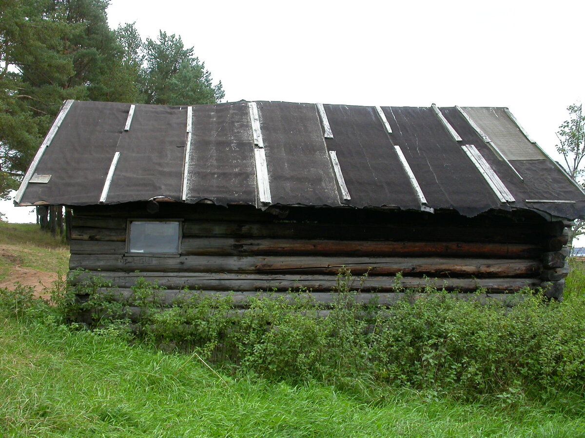 Фото автора. Заброшенная собственность или баня по-черному?