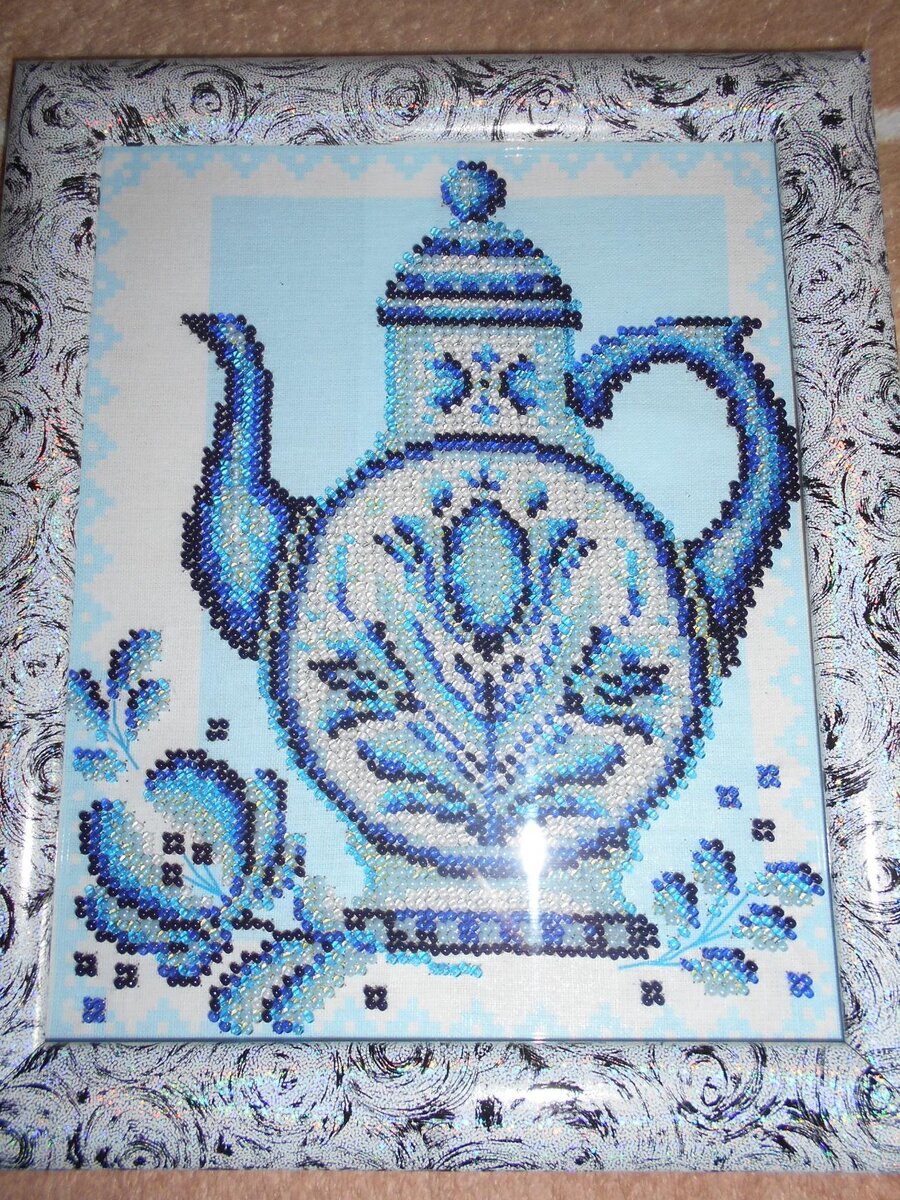 Фото автора. Вышивала себе на кухню