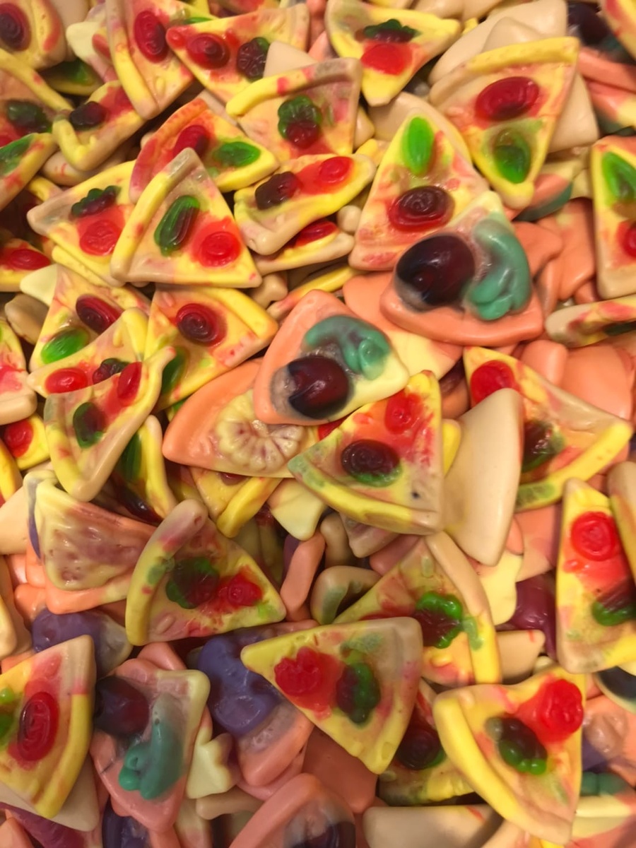                                                            Кому пиццы из мармелада)))0