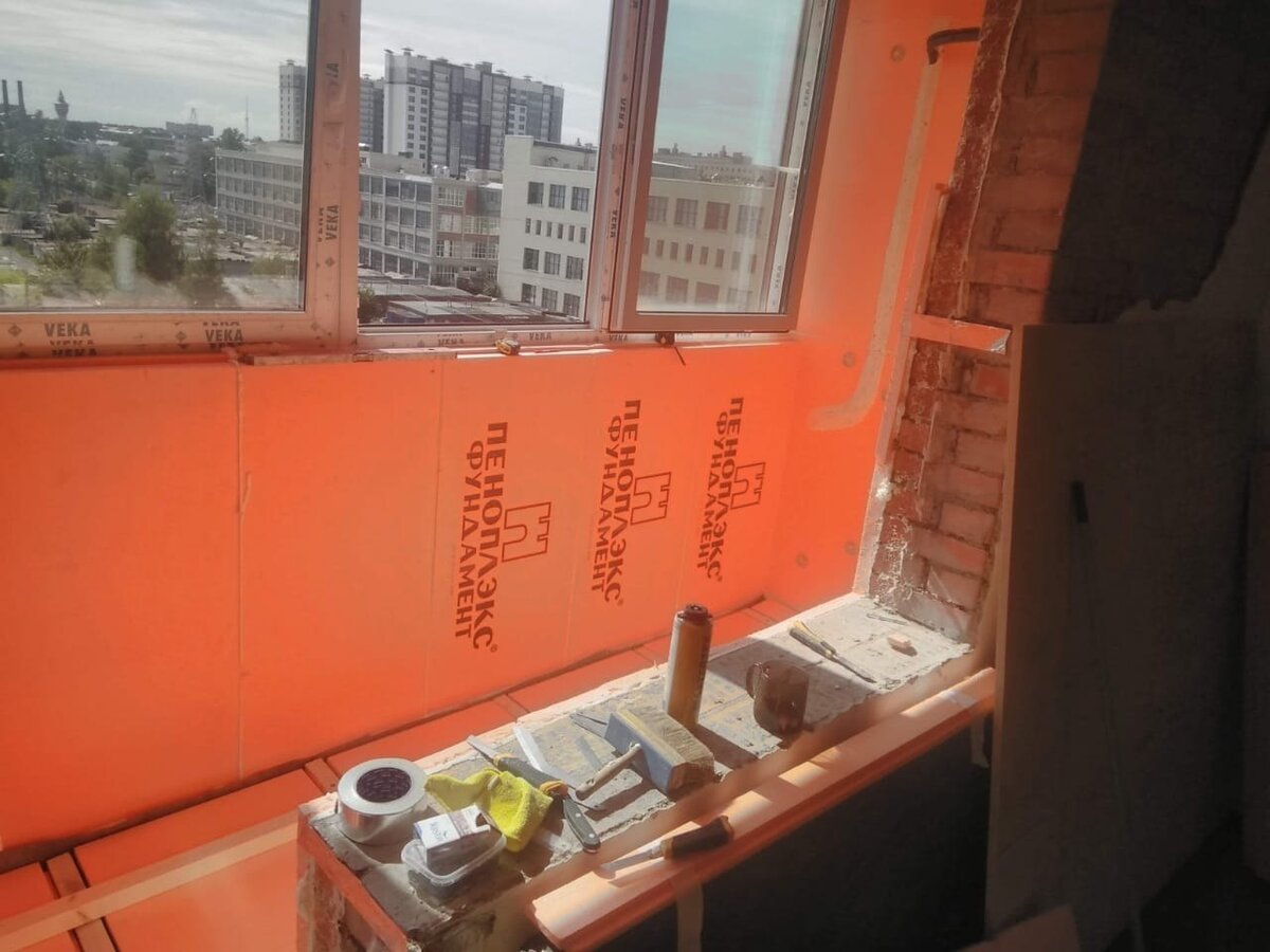 Балкон в процессе утепления