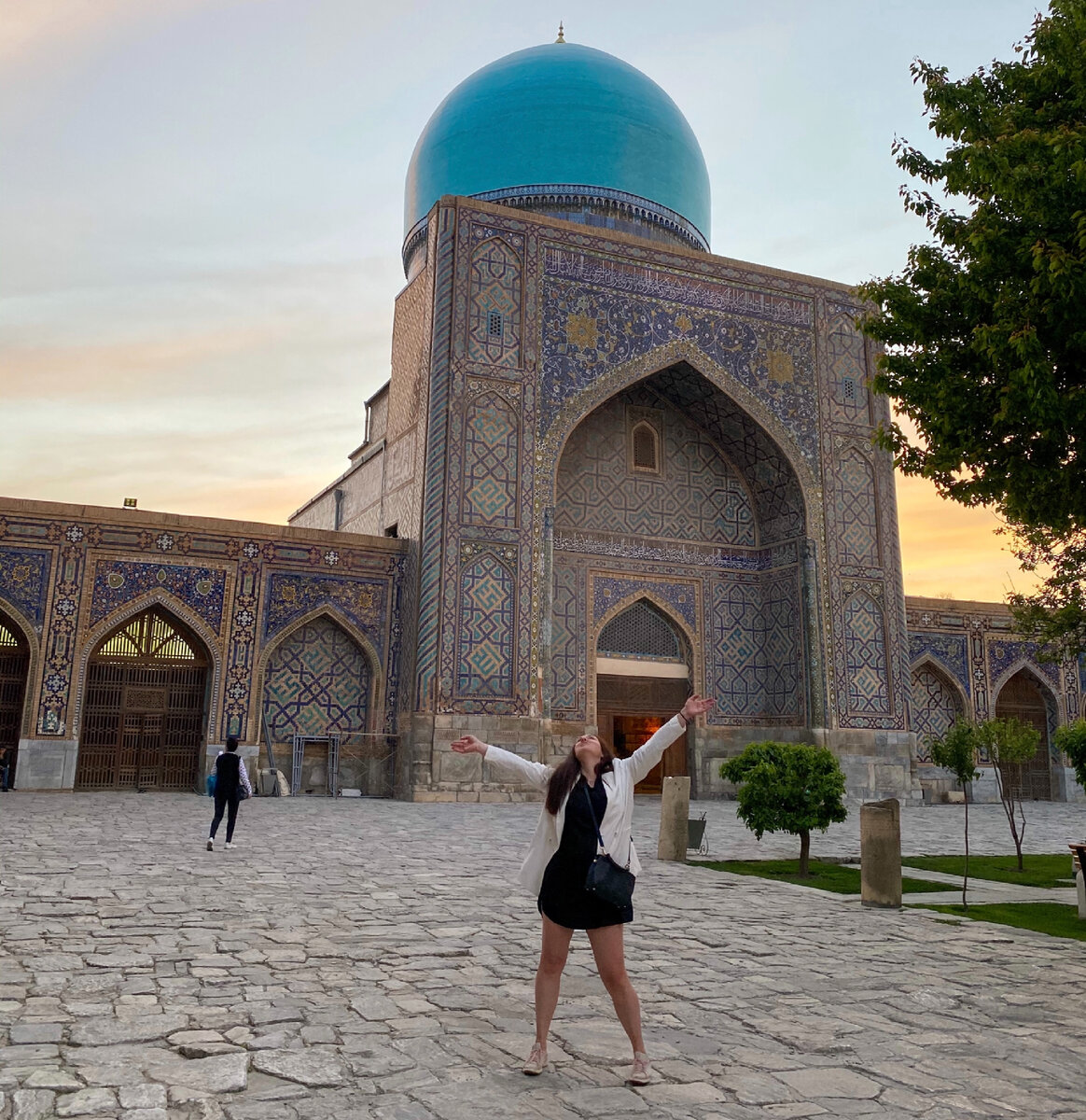 Несколько веков назад на этой площади шла бурная торговля