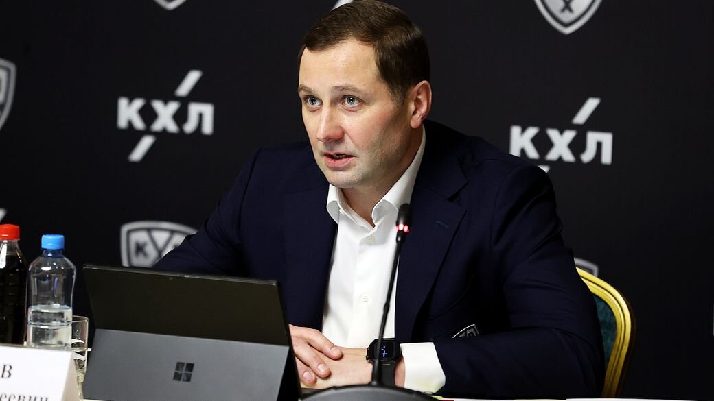   Беззубов Владимир, photo.khl.ru