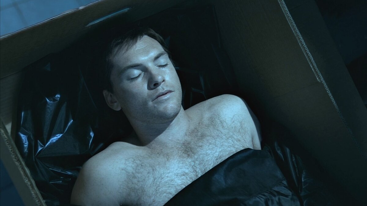 падение олимпа фильм. джейсон лок матрица. смотреть фильм заступник киногрехи. киногрехи в фильмах. матрица: революция фильм 2003.