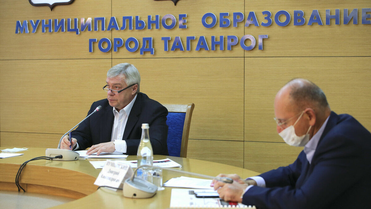     Такую же сумму вкладывали в развитие Ростова перед чемпионатом мира по футболу в 2018 году, отметил губернатор Василий Голубев.