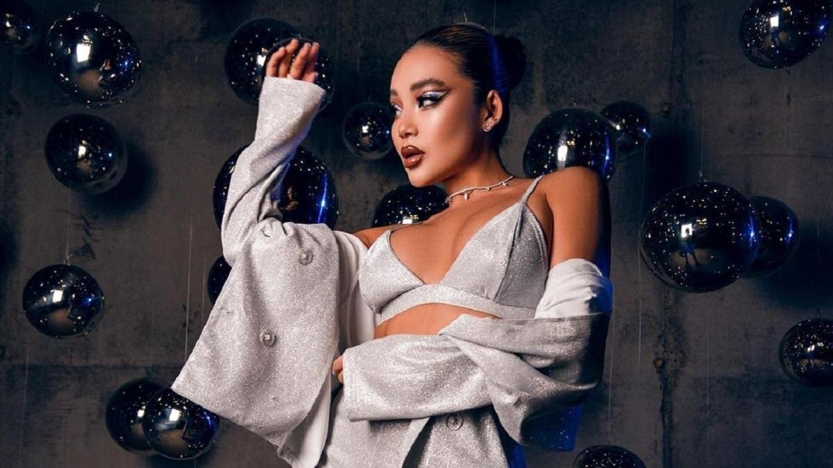    Say Mo:instagram.com/say_mo__