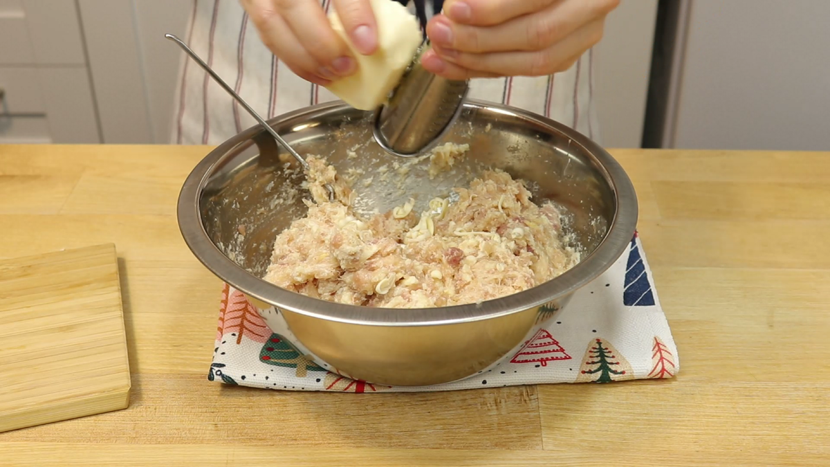 "Пожарские" котлеты из курицы - самые сочные, мягкие и с хрустящей корочкой "Пожарские" котлеты из курицы - самые сочные, мягкие и с хрустящей корочкой